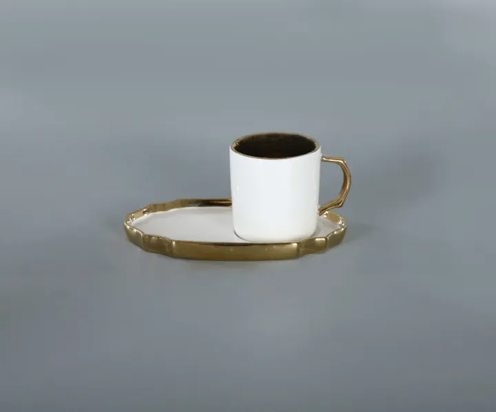 Elegant%20White%20and%20Gold%20Tea%20Cups%20&%20Saucers%20Set%20of%206%20-%20Ceramic%20-%20Tea%20Sets%20-%20Image%209