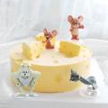 Cat and mouse doll triangle cheese silicone mold cake decoration ornaments children's baking scene ornaments. 