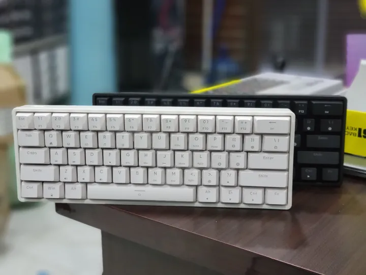 AK61%20Hot%20Swappable%20Mechanical%20Keyboard%2060%25%20Layout,%20Hot%20Swappable%20keys%20easy%20to%20reinstall%20Keys,%20Blue%20Switches.%20-%20Image%202