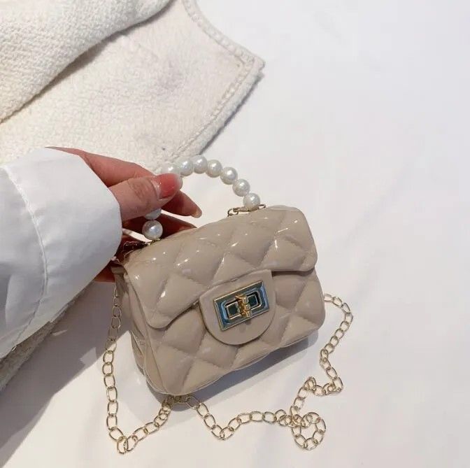 Mini%20Kids%20Korean%20Jelly%20Bag/%20Mini%20%20Silicone%20Coin%20Bag%20For%20Girls/%20Girls%20Shoulder%20Bags/Cute%20Small%20Bag%20For%20Girls/Fashion%20Shoulder%20Bag/%20Vanity%20Bag%20For%20Girls/%20Long%20Crossbody%20Style%20Ladies%20Phone%20Bag%20/%20Mini%20Shoulder%20Bag%20For%20Girls/%20Bag%20For%20Girls/%20Water%20Resistant%20Bag%20-%20Image%209