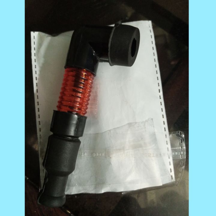 Plug%20cap%20with%20light%20for%20bikes/Lighted%20plug%20adapter%20for%20bike/Red%20lighted%20spark%20Plug%20holder%20-%20Image%203