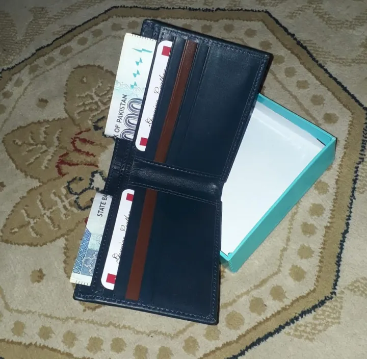 Genuine%20Leather%20Wallets%20for%20Men%20-%20Image%206