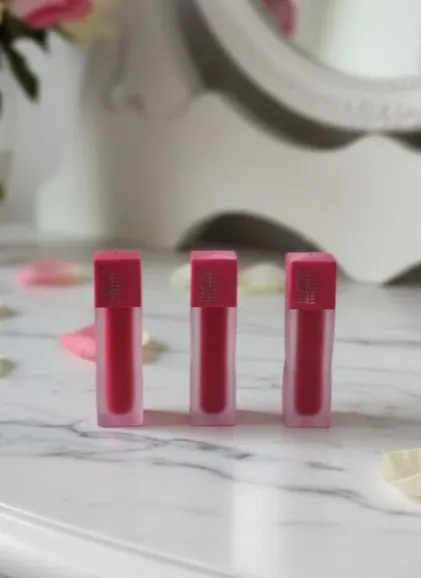 HUDAMOJI%201%20PC%20Matte%20Lip%20Gloss%20Shiny,%20Moisturizing%20&%20Non-%20Sticky%20Lip%20Gloss%20in%206%20Colors%20/%20Smooth%20&%20Long-Lasting%20Lip%20Gloss%20-%20Image%206