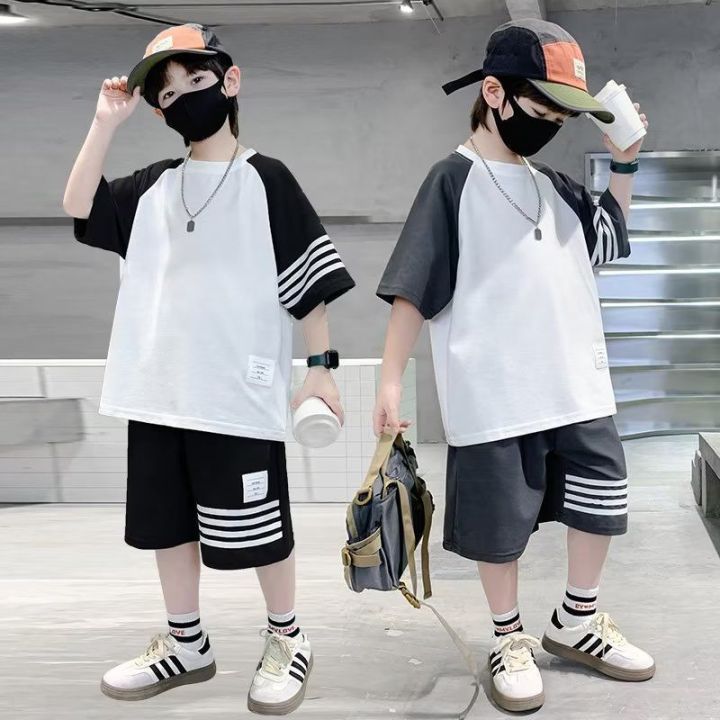 Summer Boys Short sleeved 2023 New Loose Korean Edition Two Piece Set for Big Kids Trendy Children's Wear