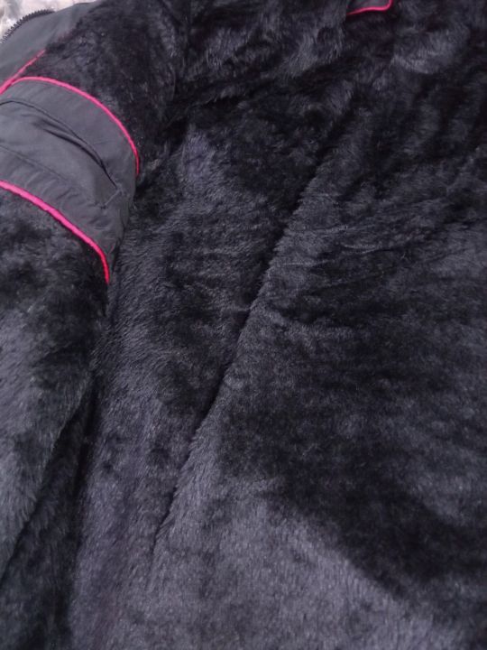 Thick%20Full%20Sleeve%20Winter%20Coat%20For%20Men%20%7C%20Fleece-lined%20Parachute%20Jacket%20for%20Extreme%20Cold%20Weather%20%7C%20Same%20as%20Shown%20in%20Pictures%20%7C%20Original%20Pictures%20-%20Image%2010