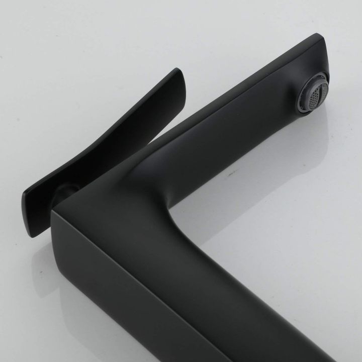 Alkhaleej%20Single%20Handle%20Single%20Hole%20Bathroom%20Washbasin%20Sink%20Faucet%20Washroom%20Basin%20Tall%20Mixer%20Tap,%20Painting%20Black%20-%20Image%208