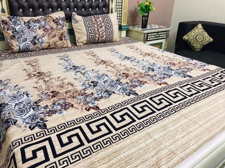BeQuest Big Flowers  High Quality Fine Soft Cotton Unique Designed Bedsheet