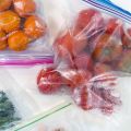 100 Zippers - 3x4 inch ziplock plastic shopper bag. 