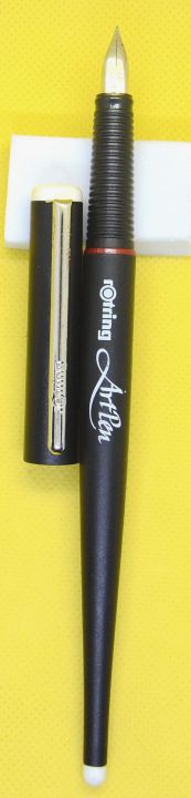 rOtring%20Fountain%20Pen,%20ArtPen,%20Sketch,%20Extra%20Fine%20Nib%20for%20Lettering%20Drawing%20and%20Writing%20-%20Image%205