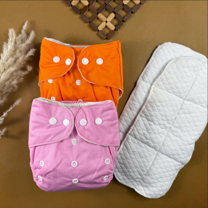 3%20Washable%20waterproof%20Baby%20Diaper%20+%203%20Absorbent%20Inner%20Pad%20%7C%20Reusable%20&%20Multi-colors%20-%20Image%202
