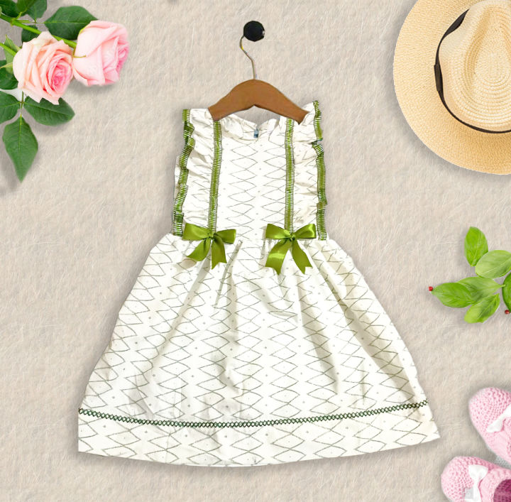 Beautiful Green Pattern Baby girl Special design Kurti For Girls High Quality Cotton Stuff with Green Dupatta For Winter