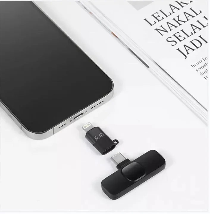 K8%20Wireless%20Bluetooth%20Microphone%20Universal%20Plug%20n%20Play%20Audio%20Mic%20Mini%20Collar%20for%20Mobile%20Phone%20for%20type%20c%20android%20and%20lightining%20-%20Image%205