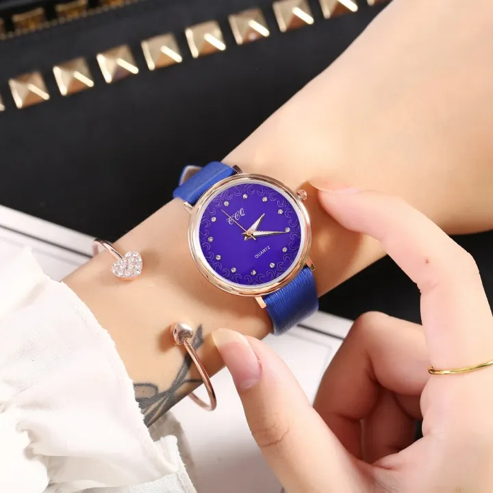 Clock%20Ladies%20Quartz%20Wristwatches%20Leather%20Band%20Elegant%20Rhinestones%20Love%20Mark%20Black%20Dial%20Casual%20Bracelet%20Watch%20Woman%20-%20Image%208