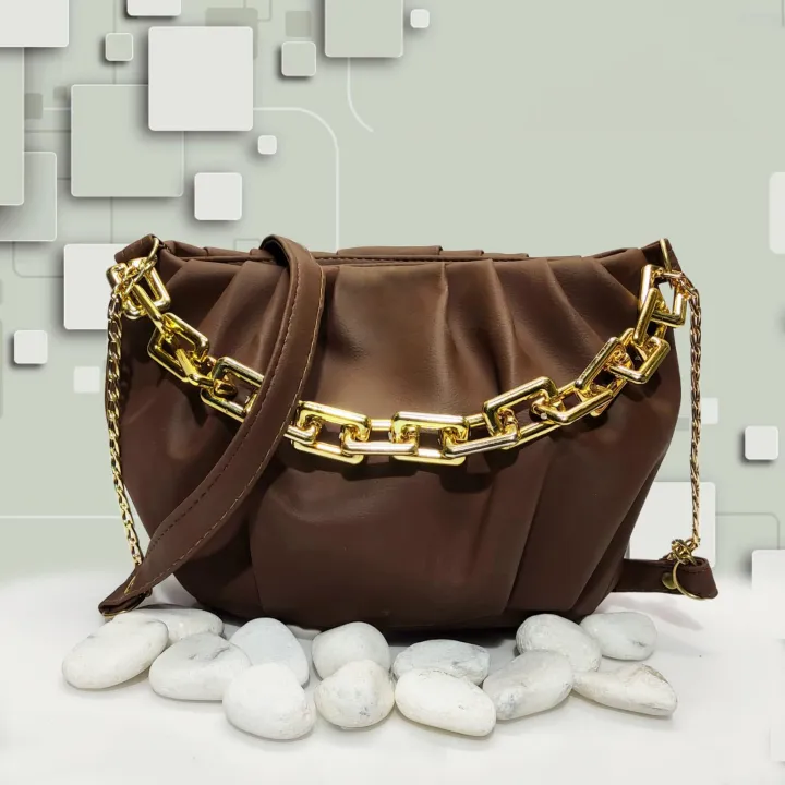 Hand%20bags%20for%20girls%20with%20Stylish%20Golden%20chain%20And%20Long%20strap%20-%20Image%208