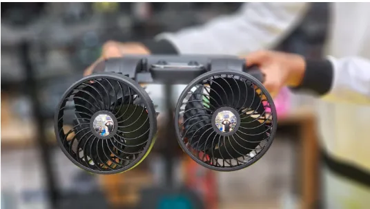 Portable%20USB%20Fan%20360%C2%B0%20Double%20Head%20Rotating%20With%20Adjustale%20180%C2%B0%20Up%20Down%20For%20Desktop/%20Car%20/%20Truck%20Van%20USB%20Controlled%205%20Inch%20Size%20-%20Image%203