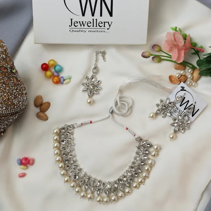 Jewellery%20Set%20Kundan%20-%20(3%20in%201)%20Necklace,%20Earrings%20&%20Maang%20Tika%20-%20Artificial%20Jewellery%20for%20Women%20&%20Girls%20-%20Fashion%20Jewellery%20Golden%20Combination%20%20OWN%20Jewellery%20-%20Image%203