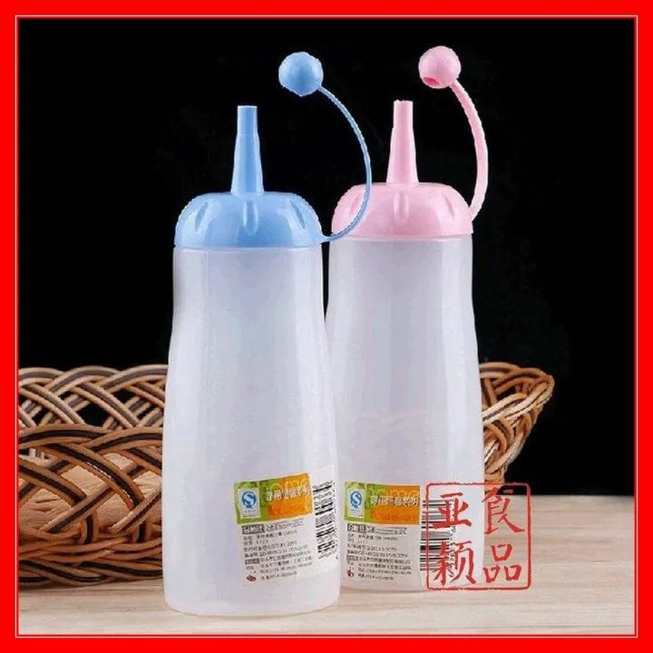 Pack of 2 Ketchup Oil and Other Paste Squeezer Bottle Plastic Set of 2 Ketchup Oil and Other Paste multi Colors Sauce Bottles Seasoning Container Dispenser for Mustard Ketchup Oil Honey Salad Dressing