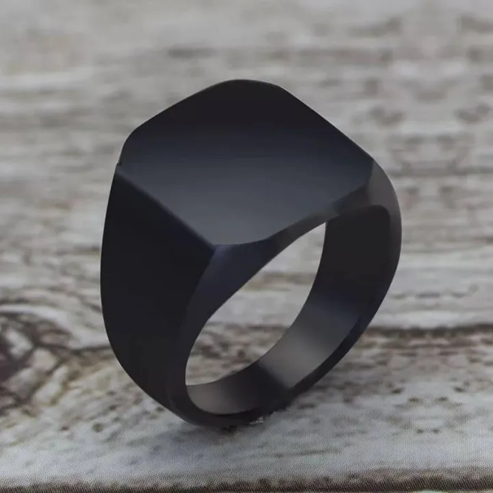 Stylish%20Black%20Punk%20Titanium%20Square%20Ring%20For%20Men%20-%20Image%203