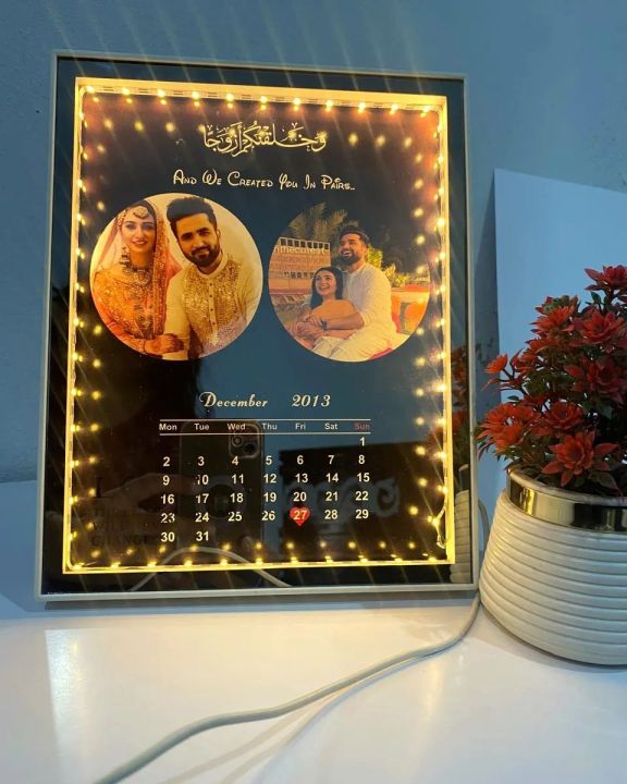 Customizable%20Magic%20Mirror%20Photo%20Frame%20with%20LED%20Lights%20%7C%202%20in%201%20Mirror%20and%20Photo%20Display%20Birthday%20%7C%20Anniversary%20%7C%20Boyfriend%7C%20Fiance%20%7C%20Best%20Friend%7C%20Brother%20Sister%20Gift%20%7C%203D%20Effect%20Frame%20with%20Lights%20%7C%20Couple%20Gift%20-%20Image%203