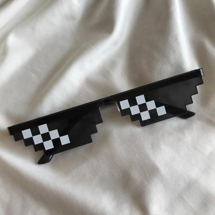 Thug%20Life%20Glasses%208%20Bit%20Pixel%20Deal%20With%20IT%20UV400%20Polarized%20Sunglasses%20-%20Image%208