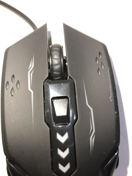 X9%20Gaming%20mouse%20With%20three%20Buttons%20Switchable%20DPI%20up%20to%204000%20%7C%207%20LED%20RGB%20lights%20%7C%20Professional%20E-Sports%20Mouse%20-%20Image%205