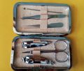 set of 2 nailcuter 1 scissor 2 nail cleaner 1 teuser. 