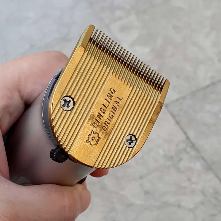 DINGLING%20RF-607%20Professional%20Hair%20Trimmer/Clipper%20for%20Men%20%7C%20High%20Quality%20Rechargeable%20Beard%20Trimmer%20for%20home%20and%20professional%20usage%20%7C%20Original%20Hair%20and%20Beard%20Shaving%20trimmer%20%7C%20"Precision%20Grooming,%20Effortlessly%20Defined"%20-%20Image%206