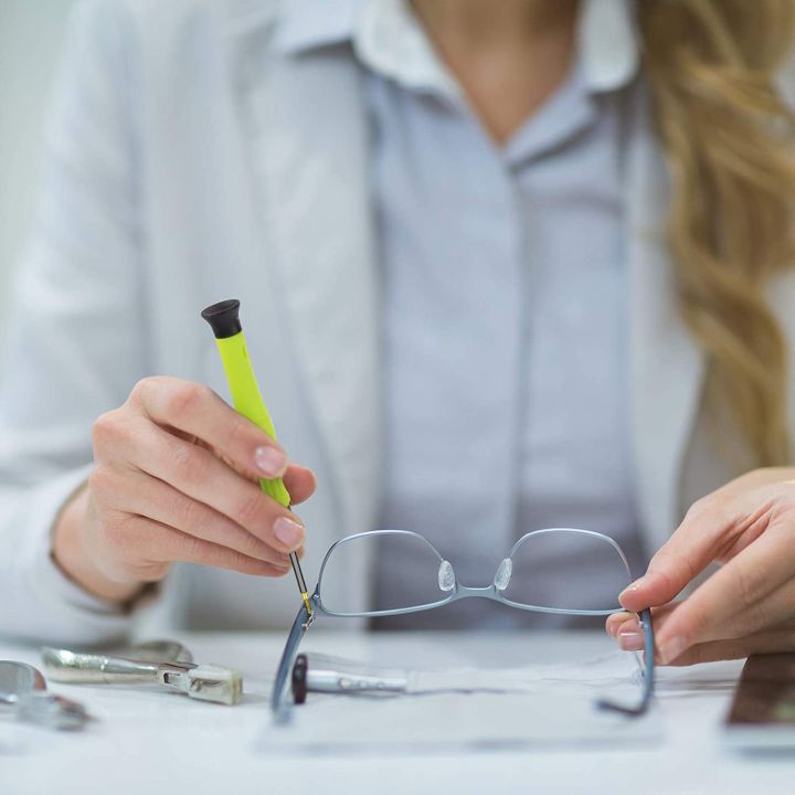 Small%20Screwdriver%20Sets%20Precision%20Mini%20Screwdrivers%20Set%20Repair%20Tool%20Bit%20Kit%20with%206PCS%20Flat%20Phillips%20Pentalobe%20Triwing%20%20for%20Eyeglass%20Watch%20Jewelers%20Laptop%20Computer%20Electronic%20-%20Image%204