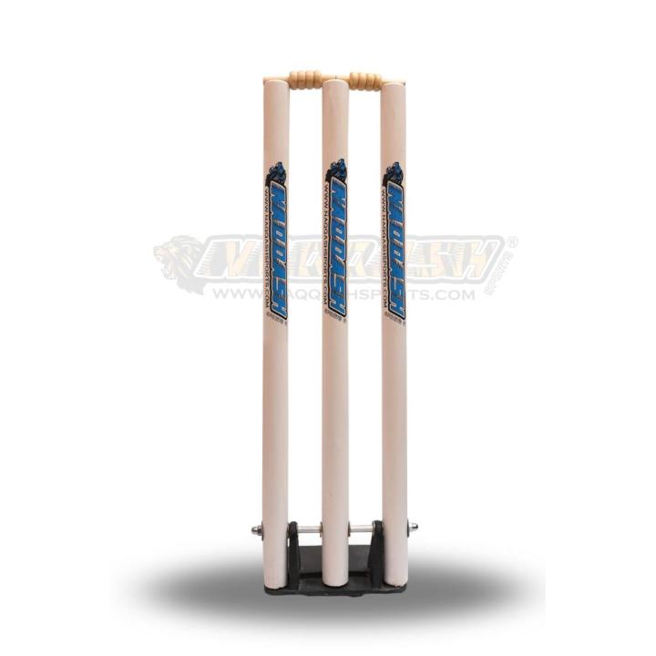 Naqqash%20Sports%20Cricket%20Wickets%20Wooden%20Spring%20Return%20Stumps%20with%20Bails%20&%20iron%20Base%20Stand%20for%20Hardball%20Cricket%20-%20Image%202