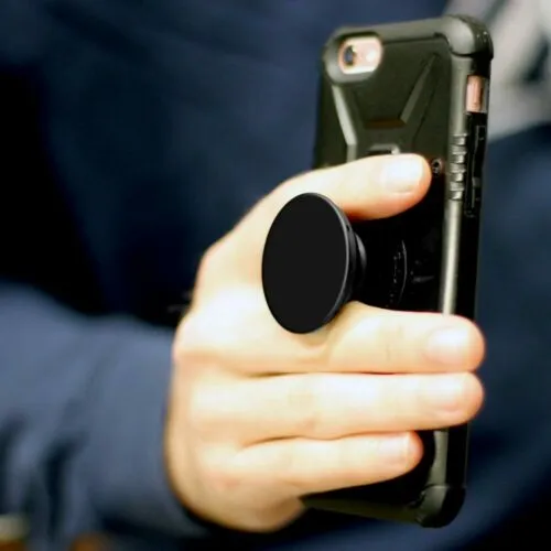 Pop%20Socket%20for%20Mobile%20%E2%80%93%20360%C2%B0%20Rotatable,%20Plastic,%20Multicolor,%20Finger%20Grip%20Holder%20-%20Image%203