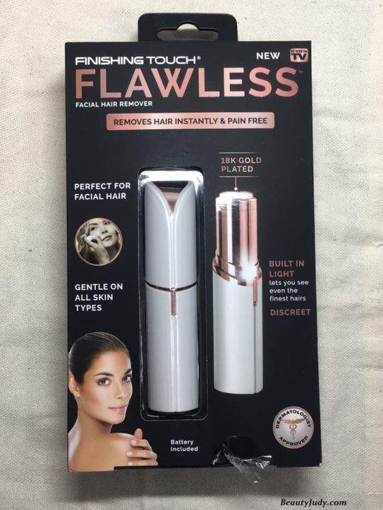Flawless%20Facial%20Hair%20Remover%20for%20Women%20%E2%80%93%20Cell%20Operated,%20Portable%20Lipstick%20Design,%20Painless%20Face%20Hair%20Trimmer%20-%20Image%205