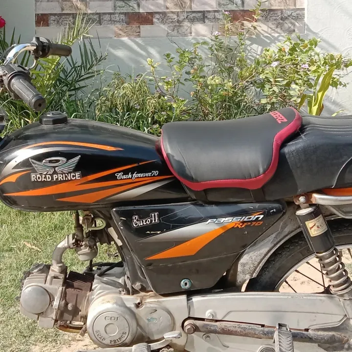 Bike%20Seat%20Cushion%20for%20all%20Motorcycle%20Anti%20Back%20Pain%20Relaxer%20Bike%20Seat%20Cushion%20For%20%20Back%20Pain%20Bike%20Seat%20Cover%20Soft%20Cushion%20for%20all%20Bikes%20-%20Image%204