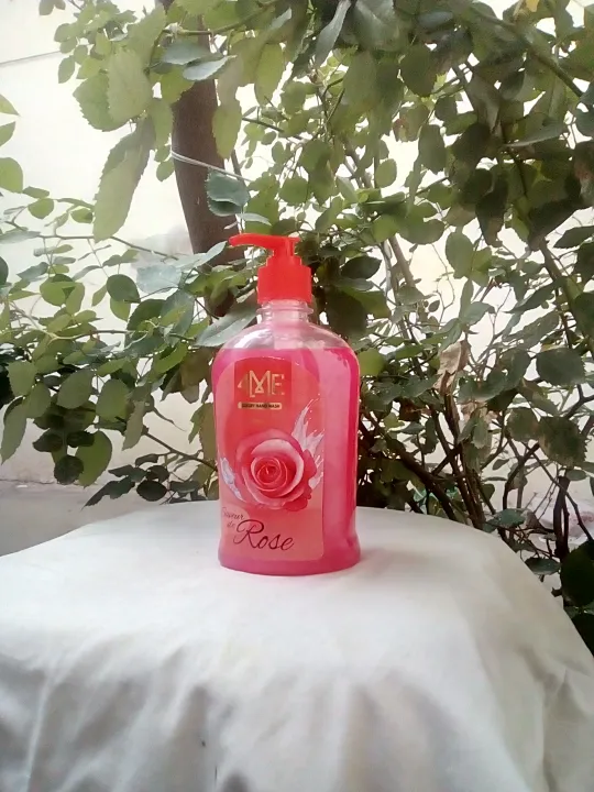 Premium%20Rose%20Hand%20Wash%20500ml%E2%80%93%20Gentle,%20Hydrating,%20Germ%20Protection%20%E2%80%93%20Also%20Available%20in%20Pearl,%20Neem%20&%20Avocado%20Variants%20%7C%20Soft%20&%20Fragrant%20Liquid%20Soap%20for%20All%20Skin%20Types%20%7C%20%D8%B1%D9%88%D8%B2%D8%8C%20%D9%BE%D8%B1%D9%84%D8%8C%20%D9%86%DB%8C%D9%85%20%D8%A7%D9%88%D8%B1%20%D8%A7%DB%8C%D9%88%D9%88%DA%A9%D8%A7%DA%88%D9%88%20%D8%AE%D9%88%D8%B4%D8%A8%D9%88%D8%AF%D8%A7%D8%B1%20%DB%81%DB%8C%D9%86%DA%88%20%D9%88%D8%A7%D8%B4%20-%20Image%203