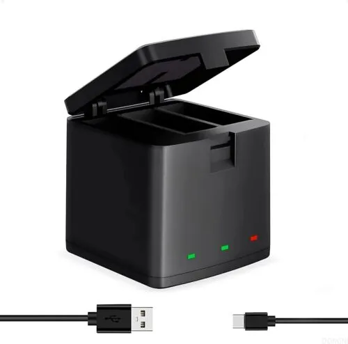 3%20in%201%20Charger%20Gopro%203%20Batteries%20charging%20Case%20For%20Hero%209,10,11%20-%20Image%203