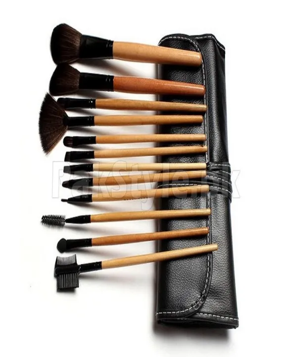 12%20Pieces%20Makeup%20Brushes%20Set%20With%20Pouch%20For%20Girls%20-%20Image%205