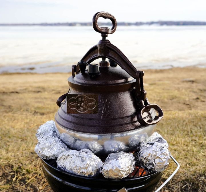 Afghani%20Elegant%20Brown%20Cast%20Iron%20Pressure%20Cooker%205/8/10L/12L/15L/20L/30L%20with%20Safety%20Valve%20-%20Image%204