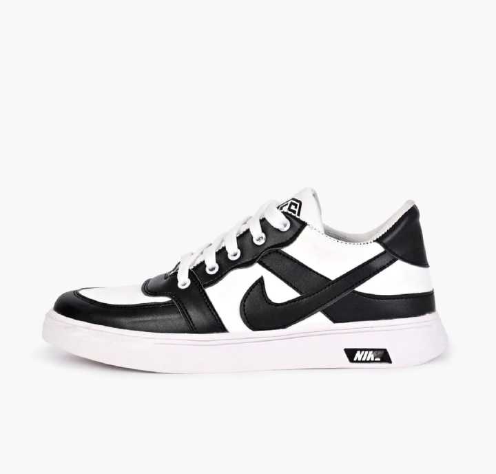 black%20and%20white%20casual%20sneaker%20%E2%80%94%20perfect%20for%20both%20streetwear%20and%20everyday%20use.%20-%20Image%203