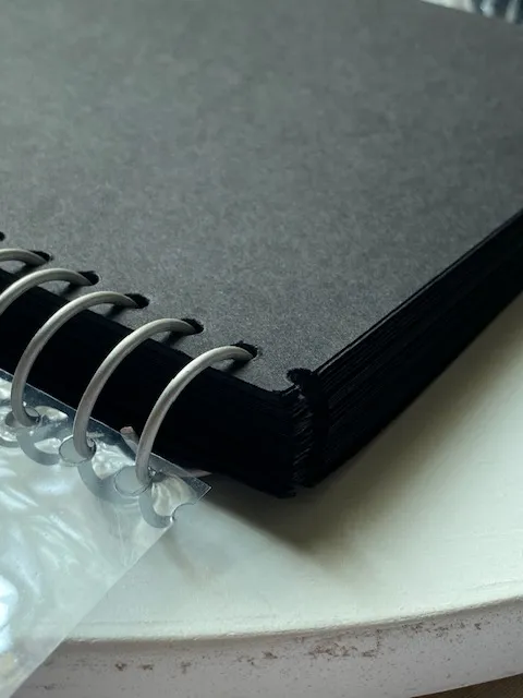 Black%20Journal%20/%20Scrapbook%20(20/30/50%20sheets)%20-%20Image%204