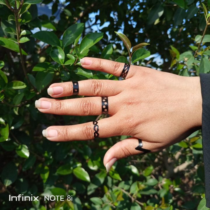 Pack%20of%2010%20-%20Adjustable%20Finger%20Rings%20For%20Girls%20-%20Black%20colour%20Attractive%20Ring%20Colors%20for%20women%20gift%20jewelry%20-%20Image%204