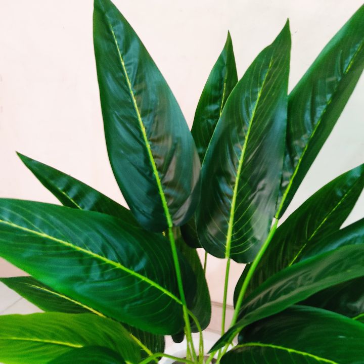 Artificial%20Banana%20Plant%20with%20Ceramic%20Pot%203ft%20Tall%20Faux%20Greenery%20for%20Home%20and%20Office%20Decor%20-%20Image%208