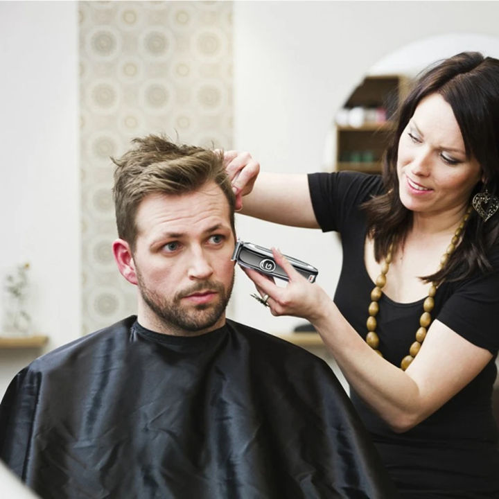 GEEMY%20GM-6050%20Professional%20Hair%20Trimmer%20for%20Men%20-%20Electric%20High%20Power%20chargeable%20Clipping%20machine%20%E2%80%93%20Best%20Rechargeable%20Hair%20Trimming%20Machines%20-%20Barber%20Cutting%20Clipper%20%E2%80%93%20Genuine%20Hair%20Cutters%20Trimmers%20Clippers%20-%20Image%204