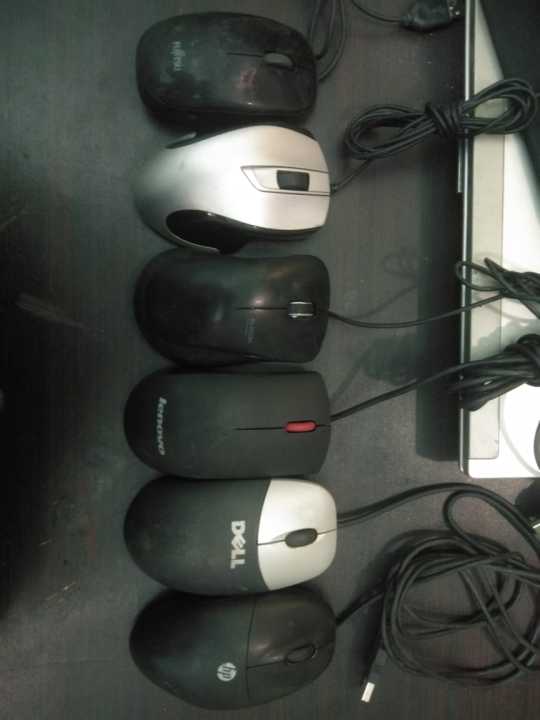 Genuine%20Wired%20Branded%20Mouse%20USB%202-Button%20American%20stock%20mouse%20branded%20good%20quality%20fresh%20packing%20ultra%20high%20quality%20mouse%20money%20back%20guaranty%20fresh%20pes%20mouse%20-%20Image%202