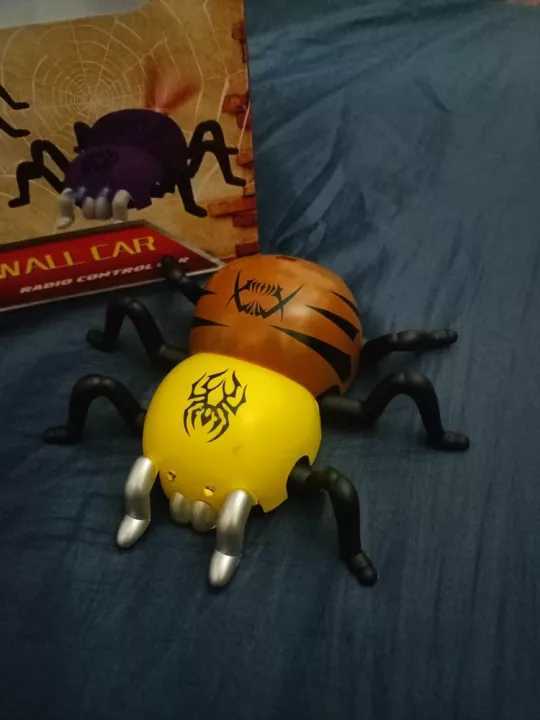 Remote Control Spider Toy Spider-Man Wall-Climbing Spider-Climbing Spider Wall-Climbing Wireless Remote Control Model Children's Creative Electric Toys