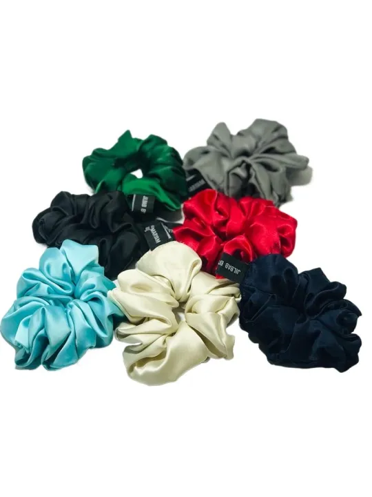 Scrunchie,%20Elastic%20hair%20Band,%20Silk%20Elastic%20hand%20Band,%20Multi%20colors%20Multi%20options%20Multi%20variant%20-%20Image%202