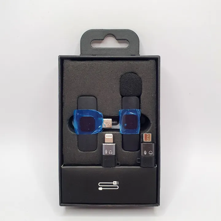 Wireless%20MIC%20K8%203in1%20MICROPHONE%20Vlogging%20Mic%20with%20Microphone%20Accessories%20Video%20for%20Type%20C%20Android%20Micro,%20IOS%20Lightining%20&%203.5mm%20Jack%20-%20Image%204