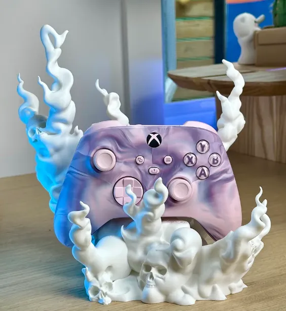 Spooky%20Controller%20Stand%20-%20PlayStation/Xbox%20Switch%20Halloween%20Scary%20Controller%20Stand%20Compatible%20for%20all%20Controllers%20and%20PC%20Controllers,%20Unique%20Halloween%20Desk%20Organizer%20for%20Gamers%20-%20Image%203