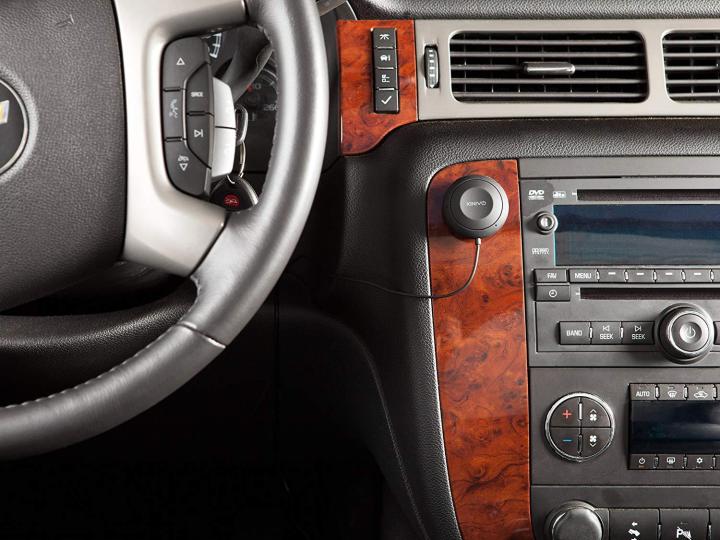 Kinivo%20BTC450%20Bluetooth%20Hands-Free%20Car%20Kit%20for%20Cars%20with%20Aux%20Input%20Jack%20(3.5%20mm)%20-%20Supports%20AptX%20-%20Image%208