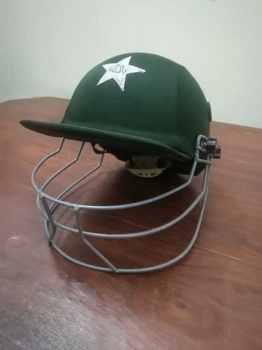 Cricket%20Helmet%20for%20Kids%20(8%20to%2013%20years%20old)%20-%20Image%204