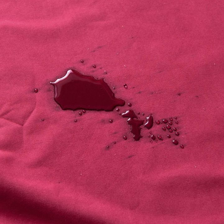 Waterproof%20Mattress%20Cover%20For%20Double%20Bed%20King%20Size%20(72x78%20inches)%20(6x6.5%20feet)%20Fitted%20Mattress%20Protector%20-%20Image%204