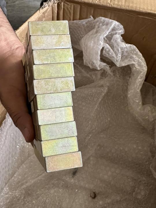 Neodymium%20Magnet%20N35%20NdFeB%20Permanent%20Super%20Strong%20Powerful%2035x12.6x2.3mm%20and%2030x12.6x2.3%20BLDC%20Motor%20Magnet%20for%20MS%20Jaguar,%20Pakzon%20EV,%20Crown,%20Road%20Prince,%20Road%20King,%20Ride%20Star,%20Rohi%20Electric%20Motorcycle/Scooter/Cycle%20120C%20High%20Temperature%20-%20Image%205